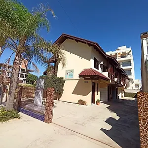 Duplex Com ótimo Custo X Benefício Pertinho Da De Mariscal Bombinhas